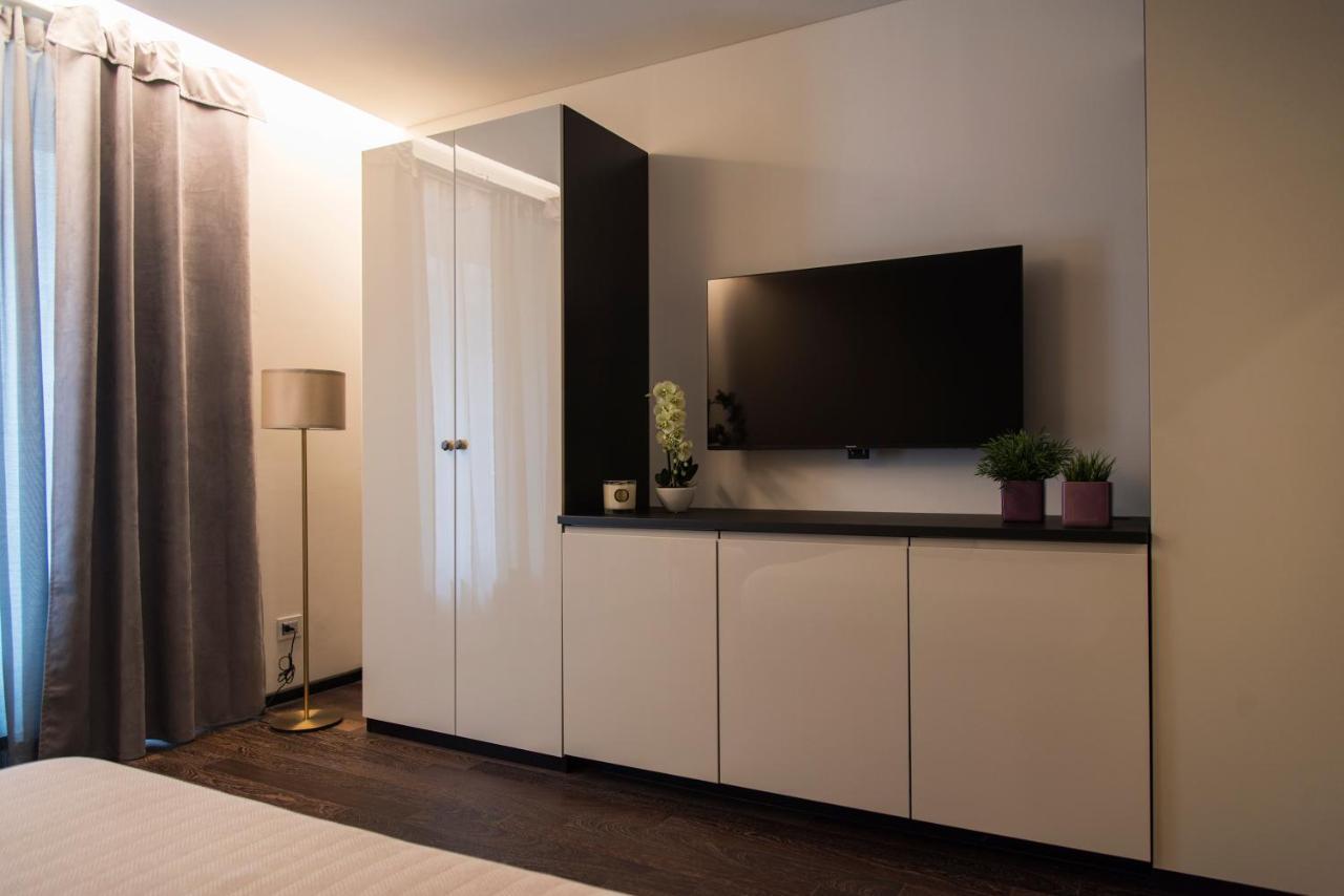 St.Ambrogio 2Bd New Apartment Milaan Buitenkant foto
